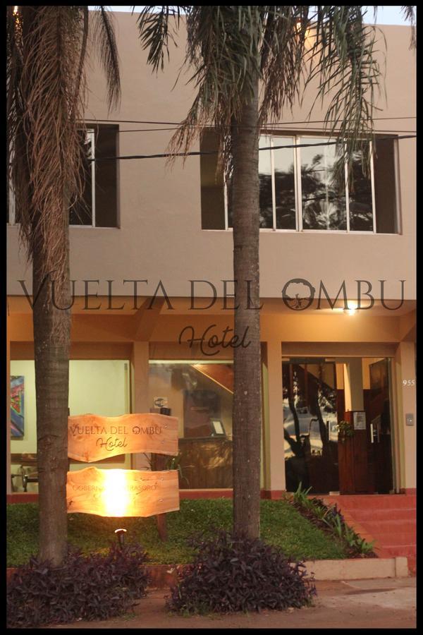 Hotel Vuelta Del Ombu Gobernador Virasora Eksteriør billede